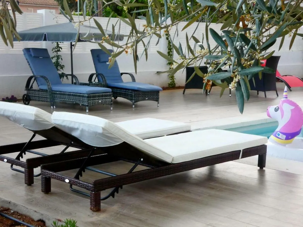 Amazing Villa By The Sea Benalmadena 阿罗约德拉迷雅 西班牙